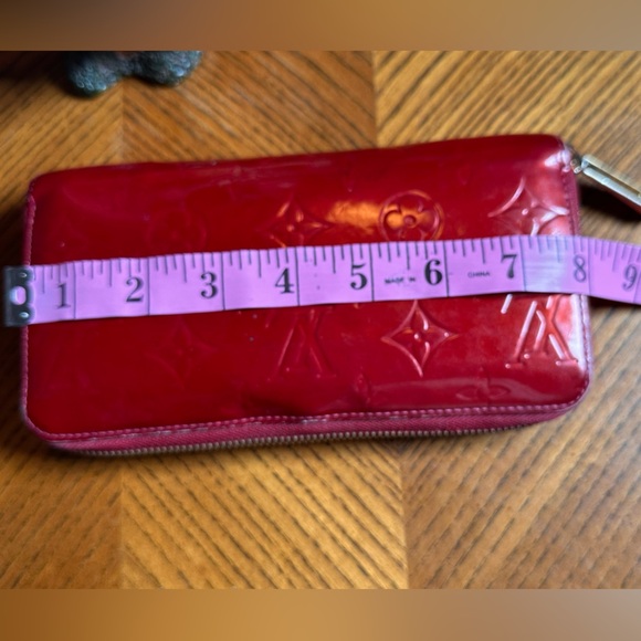 Louis Vuitton Vernis Red Wallet - Picture 7 of 14